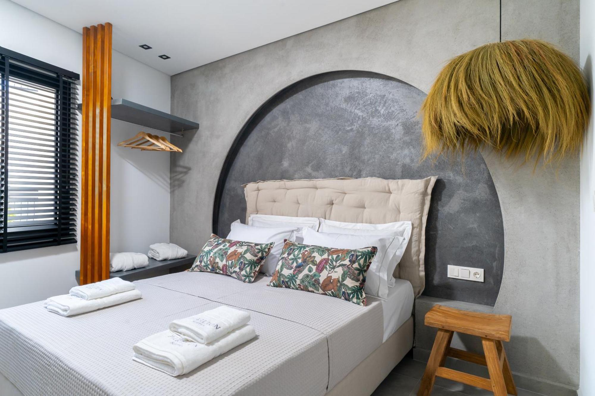 Parilion Suites Potos Exterior foto